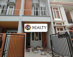 DIJUAL CEPAT! Rumah Asri area Kelapa Gading, Jakarta Utara, LT 61m2m² LB 0m2m² BISA KPR! DIJUAL CEPAT! Rumah Asri area Kelapa Gading, Jakarta Utara, LT 61m2m² LB 0m2m² BISA KPR!