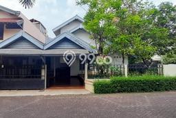 Ready to Use! Luxury House LT 252m2 Desain Modern di Bintaro Ready to Use! Luxury House LT 252m2 Desain Modern di Bintaro