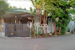 For Sale Rumah 3 Kamar Lokasi Ideal Nyaman dan Strategis di Pesanggrahan For Sale Rumah 3 Kamar Lokasi Ideal Nyaman dan Strategis di Pesanggrahan