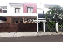 Dijual Rumah Premium dengan Fasilitas Sekitar Komplit di Cilandak, Jakarta Selatan Dijual Rumah Premium dengan Fasilitas Sekitar Komplit di Cilandak, Jakarta Selatan
