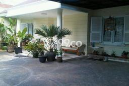 For Sale! Luxury House LT 525m2 Desain Modern di Cipete For Sale! Luxury House LT 525m2 Desain Modern di Cipete