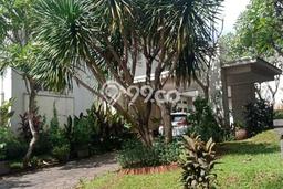 Dijual Rumah Luas Megah Dengan View Cantik di Bintaro, Tangerang Selatan Dijual Rumah Luas Megah Dengan View Cantik di Bintaro, Tangerang Selatan