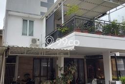 Rumah Minimalis 5 Kamar LT 105m2 di Graha Raya Rumah Minimalis 5 Kamar LT 105m2 di Graha Raya