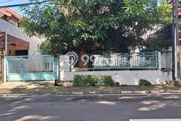 Ready to Use! Premium House LT 250m2 Desain Elegan di Bintaro Ready to Use! Premium House LT 250m2 Desain Elegan di Bintaro