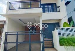 Rumah Strategis Modern Lb 113m2 di Serpong Utara, Tangerang Selatan Rumah Strategis Modern Lb 113m2 di Serpong Utara, Tangerang Selatan