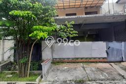 Rumah Elit LB 250m2 Siap Huni Desain Elegan di Bintaro, Tangerang Selatan Rumah Elit LB 250m2 Siap Huni Desain Elegan di Bintaro, Tangerang Selatan
