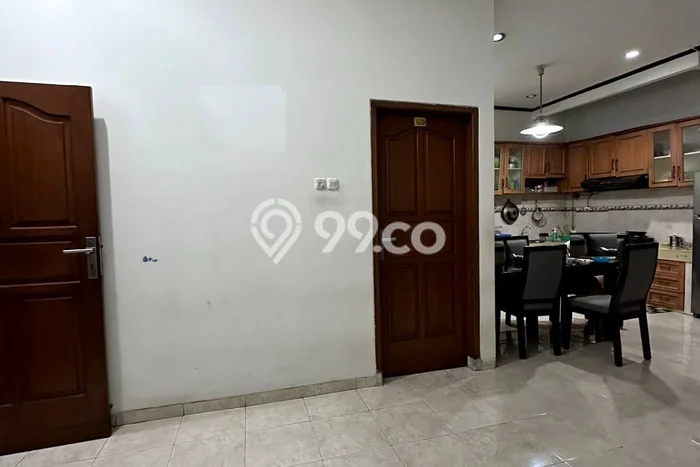 Rumah Minimalis 4 Kamar LT 75m2 di Slipi Rumah Minimalis 4 Kamar LT 75m2 di Slipi