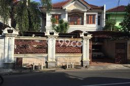 Dijual Hunian Mewah dengan Fasilitas Sekitar Lengkap di Makasar, Jakarta Timur Dijual Hunian Mewah dengan Fasilitas Sekitar Lengkap di Makasar, Jakarta Timur