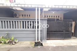 Rumah Luas Asri 5 KT Siap Huni di Petukangan Jakarta Selatan Rumah Luas Asri 5 KT Siap Huni di Petukangan Jakarta Selatan