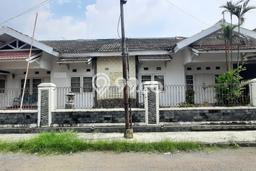 Dijual Hunian Mewah dengan Fasilitas Sekitar Komplit di Pesanggrahan, Jakarta Selatan Dijual Hunian Mewah dengan Fasilitas Sekitar Komplit di Pesanggrahan, Jakarta Selatan
