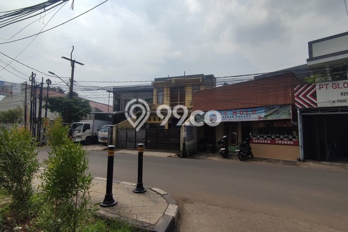 Unit Ruko Dijual di Tangerang Selatan LT 110m2 & LB 115m2 Unit Ruko Dijual di Tangerang Selatan LT 110m2 & LB 115m2