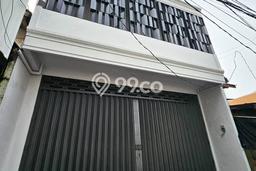 Ruko Dijual di Surabaya LT 91m2 & LB 227m2 Lokasi Terbaik! Ruko Dijual di Surabaya LT 91m2 & LB 227m2 Lokasi Terbaik!