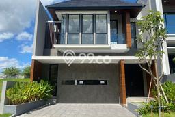 Ready to Use! Premium House LT 162m2 Desain Elegan di Citraland Ready to Use! Premium House LT 162m2 Desain Elegan di Citraland