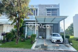 For Sale! Luxury House LT 180m2 Desain Modern di Pakuwon For Sale! Luxury House LT 180m2 Desain Modern di Pakuwon