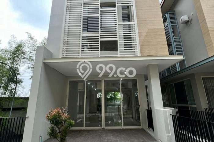 Dijual Rumah Eksklusif 3 KT di Lidah Kulon, Surabaya Dijual Rumah Eksklusif 3 KT di Lidah Kulon, Surabaya