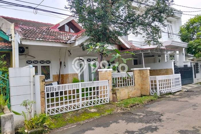 Rumah Minimalis 5 KT di Bintaro Tangerang Selatan Unfurnished Rumah Minimalis 5 KT di Bintaro Tangerang Selatan Unfurnished