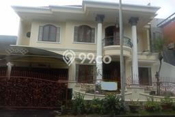 Rumah Mewah LB 500m2 Siap Pakai Desain Elegan di Bintaro, Jakarta Selatan Rumah Mewah LB 500m2 Siap Pakai Desain Elegan di Bintaro, Jakarta Selatan