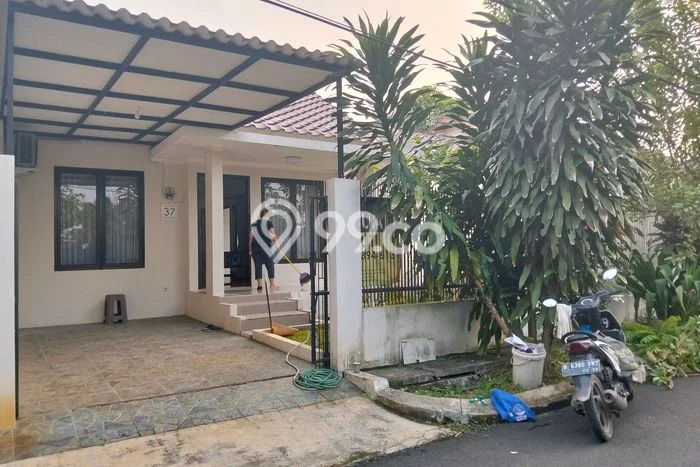 For Sale! Luxury House LT 180m2 Desain Modern di Bintaro For Sale! Luxury House LT 180m2 Desain Modern di Bintaro