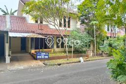 Rumah Mewah LB 250m2 Siap Huni Desain Elegan di Bintaro, Tangerang Selatan Rumah Mewah LB 250m2 Siap Huni Desain Elegan di Bintaro, Tangerang Selatan