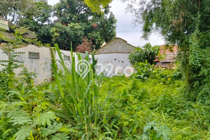 Tanah Dijual di Tangerang Selatan Seluas 240m2 Strategis Tanah Dijual di Tangerang Selatan Seluas 240m2 Strategis