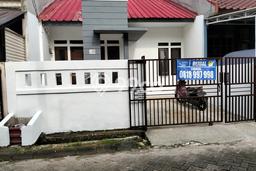 Rumah Luas Asri 2 KT Siap Huni di Bintaro Tangerang Selatan Rumah Luas Asri 2 KT Siap Huni di Bintaro Tangerang Selatan