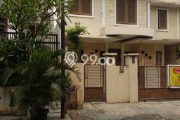 Rumah Tenang area Tebet, 4 KT, LT 175m² Bangunan 220m² Rumah Tenang area Tebet, 4 KT, LT 175m² Bangunan 220m²
