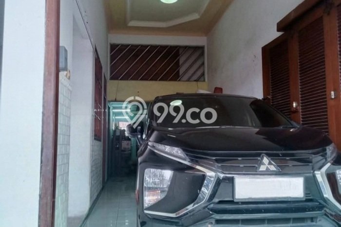 Rumah Strategis di Simokerto, Dekat Simokerto, Surabaya, Surabaya - 4 KT Rumah Strategis di Simokerto, Dekat Simokerto, Surabaya, Surabaya - 4 KT