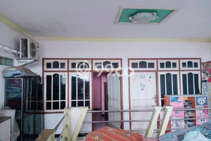 Rumah Strategis di Simokerto, Dekat Simokerto, Surabaya, Surabaya - 4 KT Rumah Strategis di Simokerto, Dekat Simokerto, Surabaya, Surabaya - 4 KT