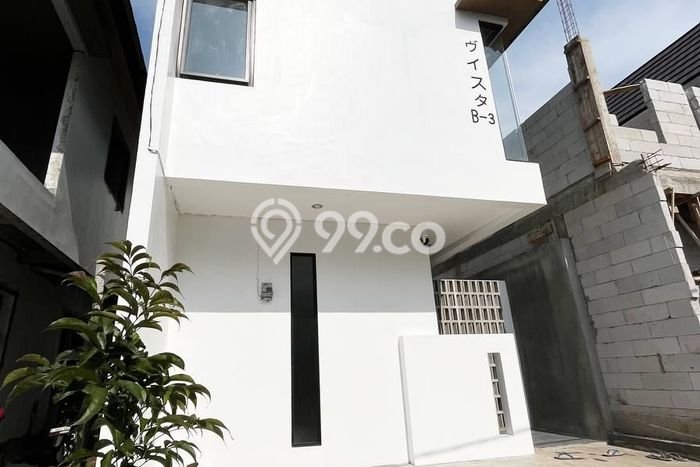 SIAP HUNI! Rumah Strategis area Cihanjuang, LT 89m2m² LB 60m2m² SIAP HUNI! Rumah Strategis area Cihanjuang, LT 89m2m² LB 60m2m²