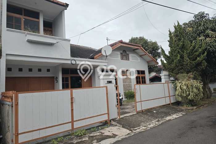 Dijual Rumah Minimalis Bagus Punya 6 KT di Cimahi Utara Cimahi SHM Dijual Rumah Minimalis Bagus Punya 6 KT di Cimahi Utara Cimahi SHM