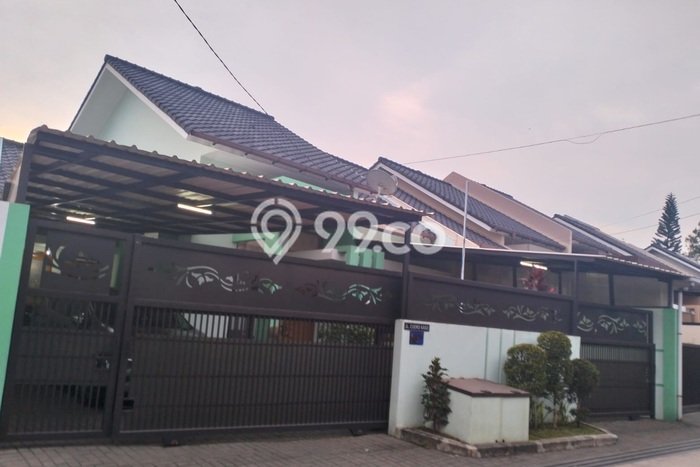 Dijual Hunian Mewah dengan Fasilitas Sekitar Komplit di Sukasari, Bandung Dijual Hunian Mewah dengan Fasilitas Sekitar Komplit di Sukasari, Bandung