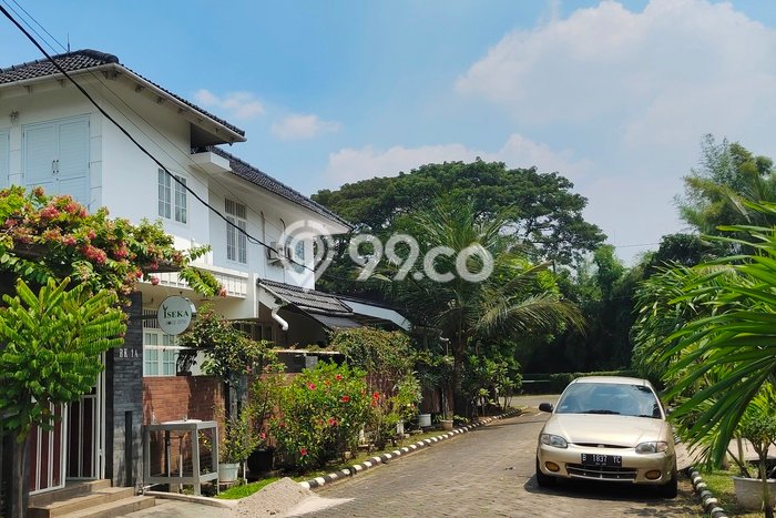 Rumah Minimalis 3 KT LT 162m2 di Kemang Pratama Rumah Minimalis 3 KT LT 162m2 di Kemang Pratama