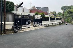 Siap Huni Hunian Elit 4 Kamar di Kebayoran Lama Dekat ke Mana Pun Siap Huni Hunian Elit 4 Kamar di Kebayoran Lama Dekat ke Mana Pun