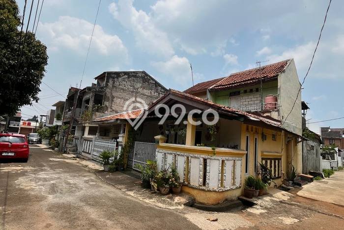 Rumah Luas Asri 2 KT Siap Huni di Pondok Gede Bekasi Rumah Luas Asri 2 KT Siap Huni di Pondok Gede Bekasi