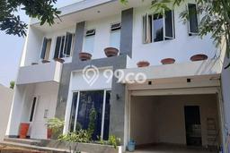 HUNIAN BERKELAS! Rumah Exclusive Cinere, Depok, Luas Tanah 300m² LB 300m² HUNIAN BERKELAS! Rumah Exclusive Cinere, Depok, Luas Tanah 300m² LB 300m²
