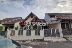 Rumah Elit LB 180m2 Siap Pakai Desain Elegan di Cinere, Jakarta Selatan Rumah Elit LB 180m2 Siap Pakai Desain Elegan di Cinere, Jakarta Selatan