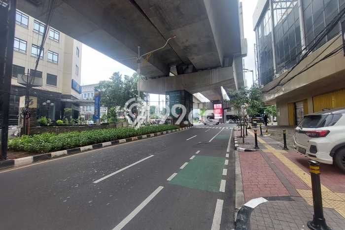 Unit Ruko Disewakan di Panglima Polim di Area Ramai & Strategis Unit Ruko Disewakan di Panglima Polim di Area Ramai & Strategis