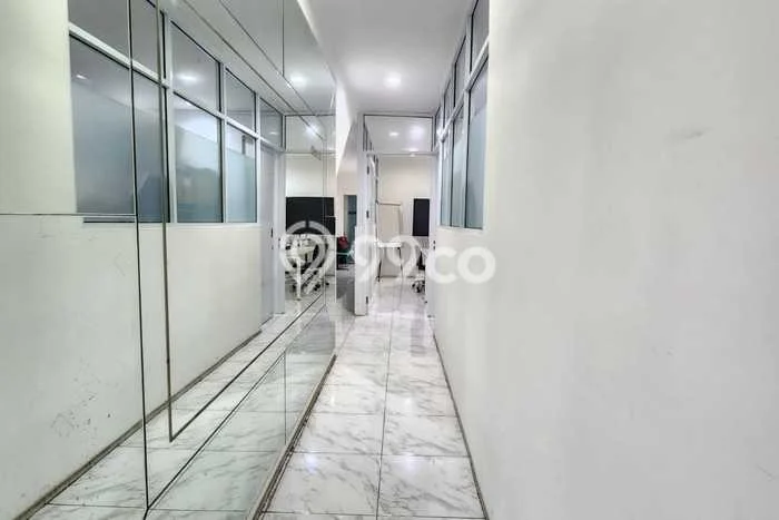 Ruko Usaha Dijual di Kebayoran Baru Jakarta Selatan LT 67m2 & LB 270m2 Ruko Usaha Dijual di Kebayoran Baru Jakarta Selatan LT 67m2 & LB 270m2