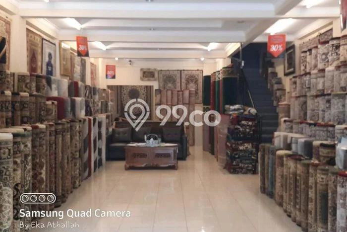 AREA KOMERSIAL! Ruko Disewakan di Supomo, Luas 13000m², Jalan Strategis, Siap Usaha AREA KOMERSIAL! Ruko Disewakan di Supomo, Luas 13000m², Jalan Strategis, Siap Usaha