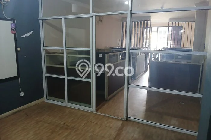 Unit Komersial Disewakan di Jakarta Selatan Area Strategis Harga Kompetitif Unit Komersial Disewakan di Jakarta Selatan Area Strategis Harga Kompetitif
