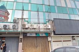 Unit Ruko Dijual di Jakarta Selatan LT 72m2 & LB 310m2 Unit Ruko Dijual di Jakarta Selatan LT 72m2 & LB 310m2