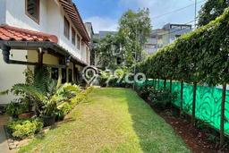 Jual Rumah Mewah Elegan Dengan View Eksklusif di Fatmawati, Jakarta Selatan Jual Rumah Mewah Elegan Dengan View Eksklusif di Fatmawati, Jakarta Selatan