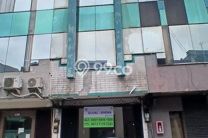 FOR RENT! Ruko di Fatmawati Cocok untuk Bisnis 144m2 FOR RENT! Ruko di Fatmawati Cocok untuk Bisnis 144m2
