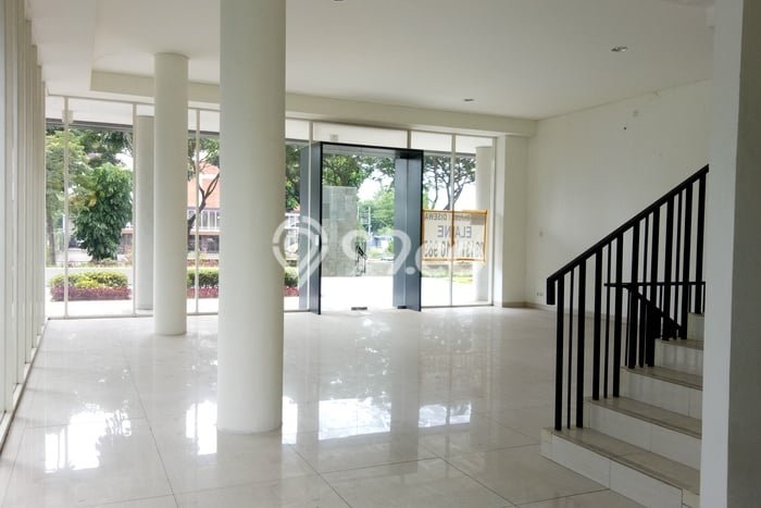 Unit Komersial Disewakan di Tangerang Area Strategis Harga Kompetitif Unit Komersial Disewakan di Tangerang Area Strategis Harga Kompetitif