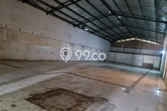 For Rent Gudang Kawasan Meruya, Luas 820m², Lokasi Komersial For Rent Gudang Kawasan Meruya, Luas 820m², Lokasi Komersial