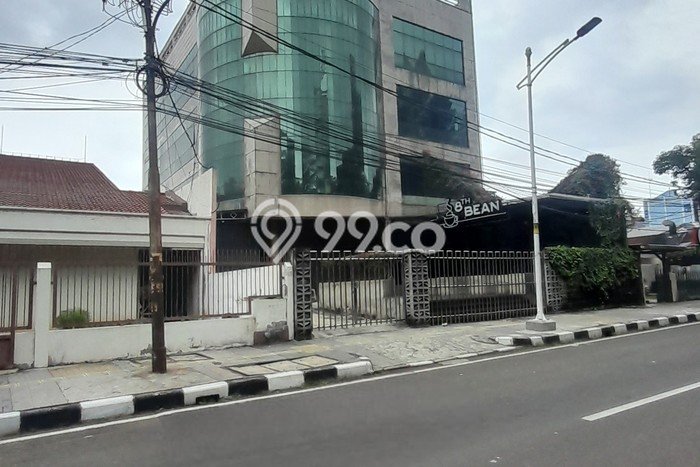 Kantor Dijual di Prime Area Jakarta Barat Luas 1055m2 Kantor Dijual di Prime Area Jakarta Barat Luas 1055m2