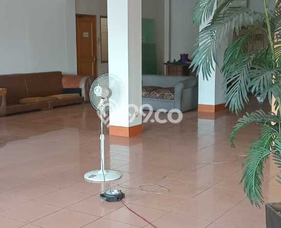 Kantor Dijual di Prime Area Jakarta Selatan Luas 925m2 Kantor Dijual di Prime Area Jakarta Selatan Luas 925m2