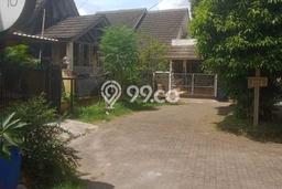 Jual Rumah Bagus Siap Huni LB 150m2 di Serpong Utara, Tangerang Selatan Jual Rumah Bagus Siap Huni LB 150m2 di Serpong Utara, Tangerang Selatan