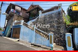 Dijual Cepat Rumah Favorit Siap Huni LB 150m2 di Gajah Mungkur, Semarang Dijual Cepat Rumah Favorit Siap Huni LB 150m2 di Gajah Mungkur, Semarang