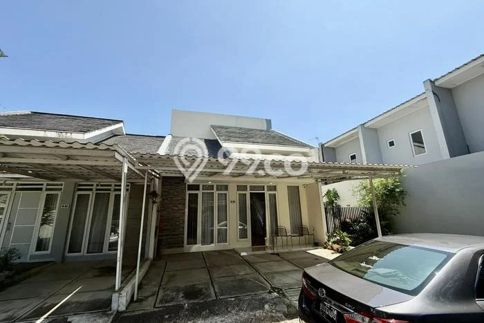 Disewakan! Rumah 3 Kamar Tidur &
3 Kamar Mandi di Sentul, Bogor Disewakan! Rumah 3 Kamar Tidur &
3 Kamar Mandi di Sentul, Bogor
